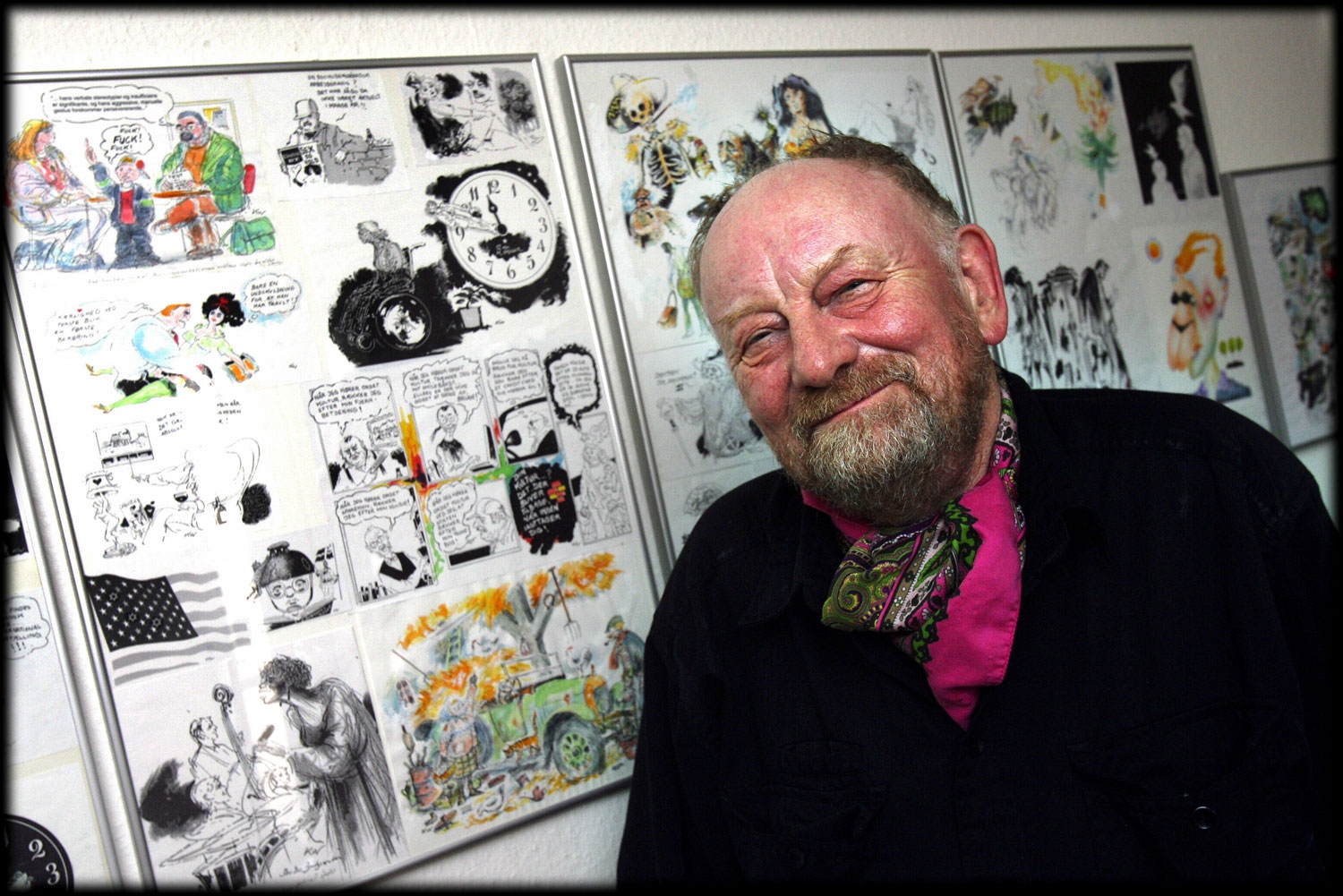 Tegneren Kurt Westergaard, som sto i sentralt i striden om de danske Muhammed-karikaturene, døde i 2021, 86 år gammel.