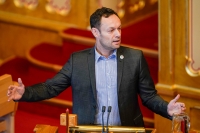 Torgeir Knag Fylkesnes har ledet programkomiteen i SV. Tirsdag legger de fram utkastet til nytt partiprogram for 2021–2025.