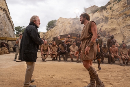 «Gladiator»-regissør Ridley Scott (t.v.) har allerede diskutert en tredje film med sin nye hovedrolleinnehaver Paul Mescal.