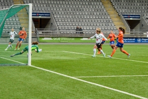 Drama på Aka arena: Uavgjort i målrik kamp mellom Hønefoss og AaFK Fortuna