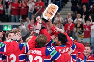 Bronselaget får hjelp – feires i pausen på Ullevaal mandag