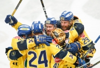 Storhamar kunne juble for seier i toppkampen mot Vålerenga og holdt liv i spenningen om hvem som blir serievinner i ishockey.
