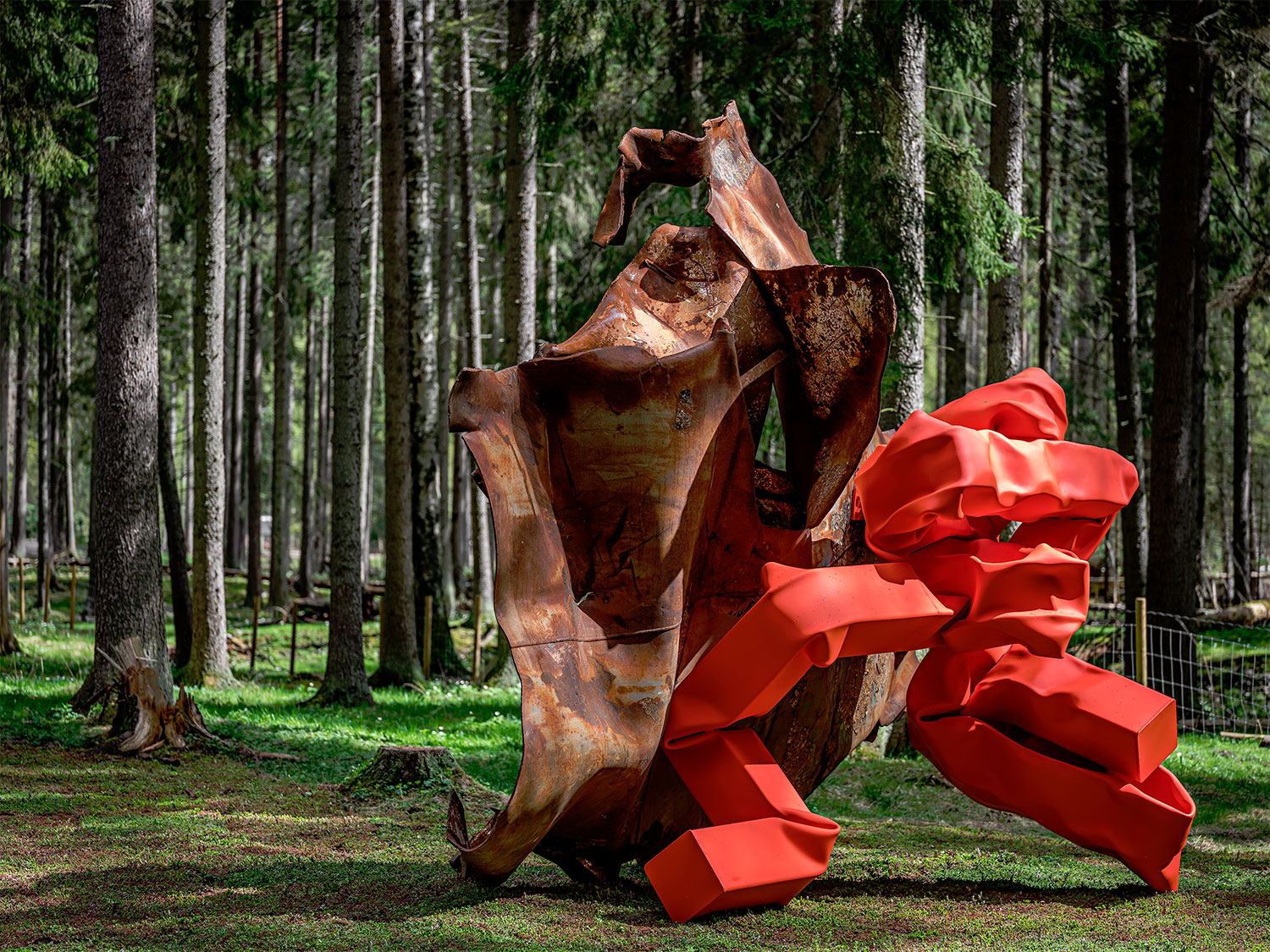 PASANASAP&quot; av Carol Bove er årets skulptur på Kistefos Museum. 