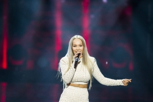 Artisten Agnete Saba er gravid